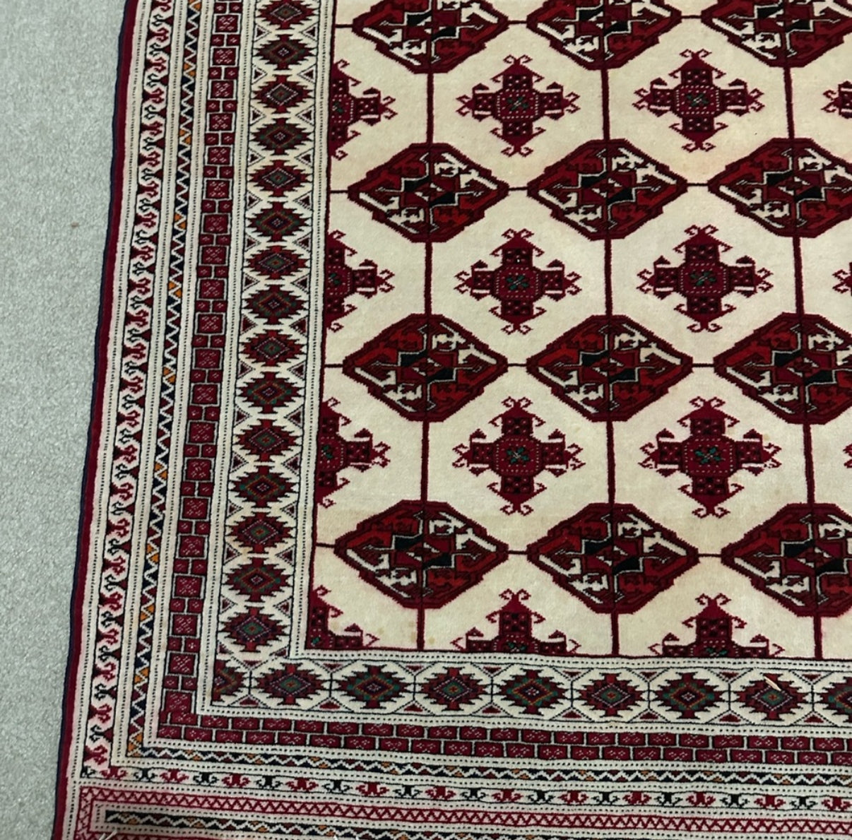 Persian Torkaman Rug No. 43 – Hand-Knotted Wool & Silk Traditional Oriental Area Rug 4.9 x 3.3 ft