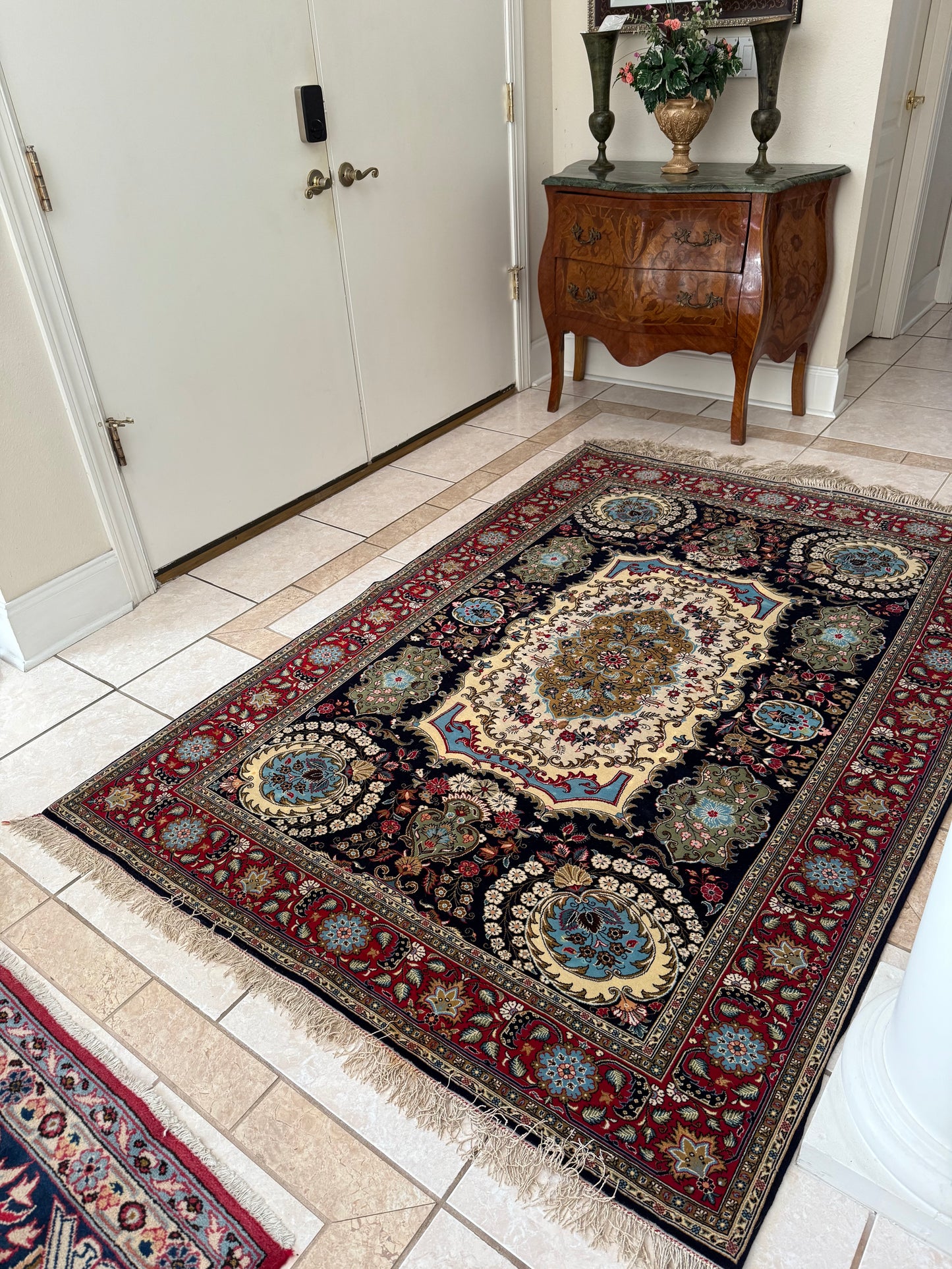 Persian Ghom Rug – Hand-Knotted Wool & Silk Medallion Design Luxury Oriental Area Rug 7.2 x 5.0 ft