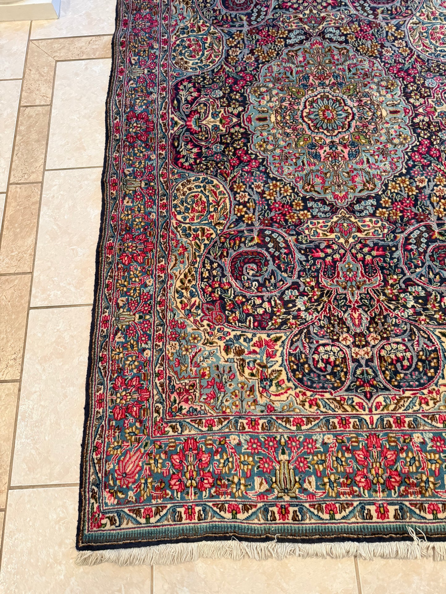 Persian Kerman Hand-Knotted Rug – Blue Medallion 100% Wool Oriental Area Rug 8.0 x 4.1 ft