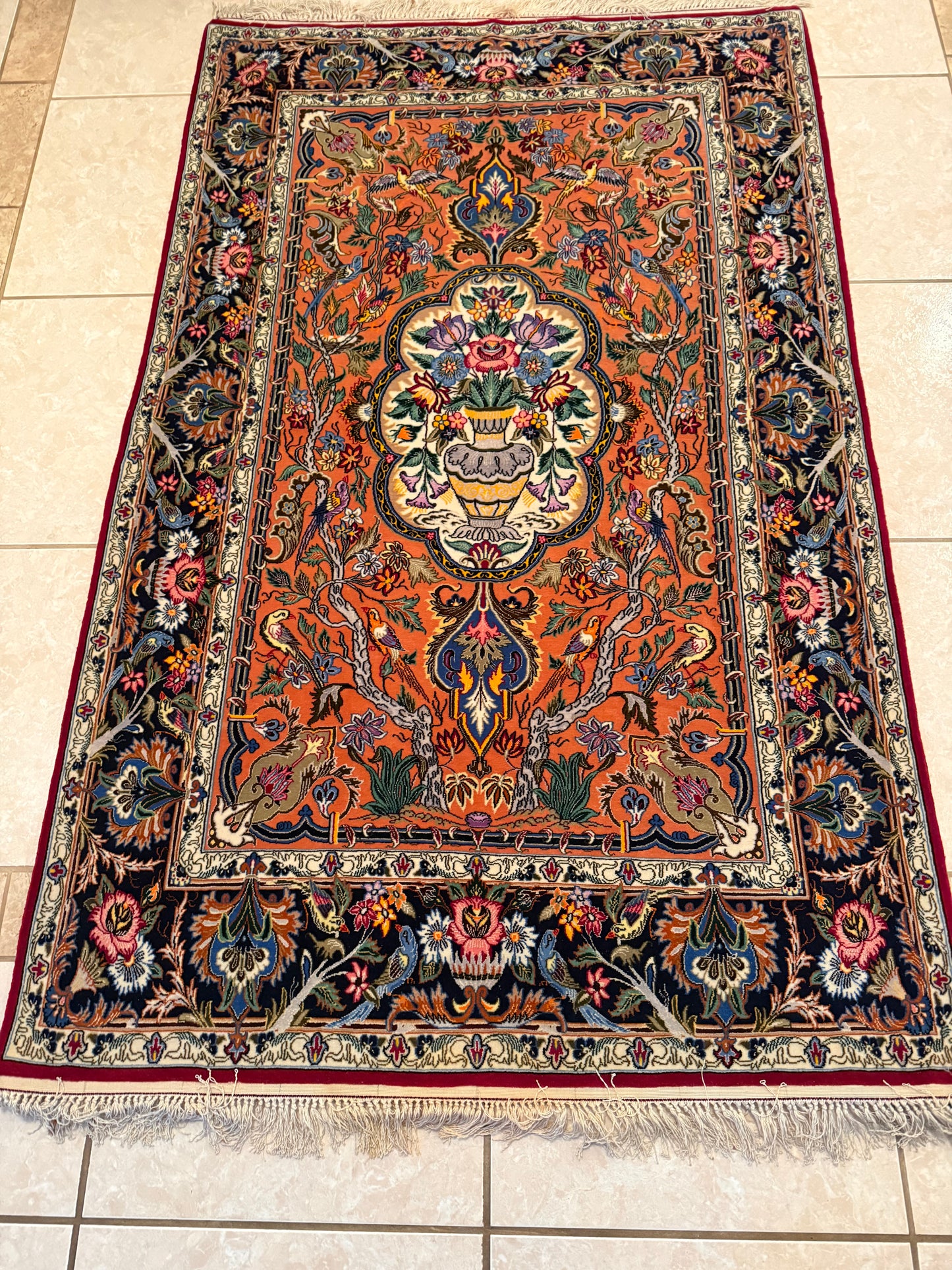 Persian Isfahan Rug – Hand-Knotted Wool & Silk Floral Design Luxury Oriental Area Rug 5.10 x 3.8 ft