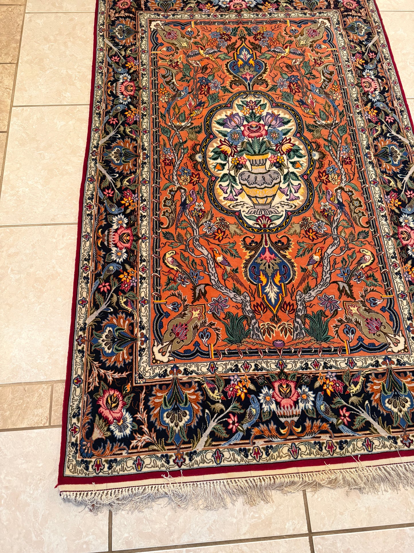 Persian Isfahan Rug – Hand-Knotted Wool & Silk Floral Design Luxury Oriental Area Rug 5.10 x 3.8 ft