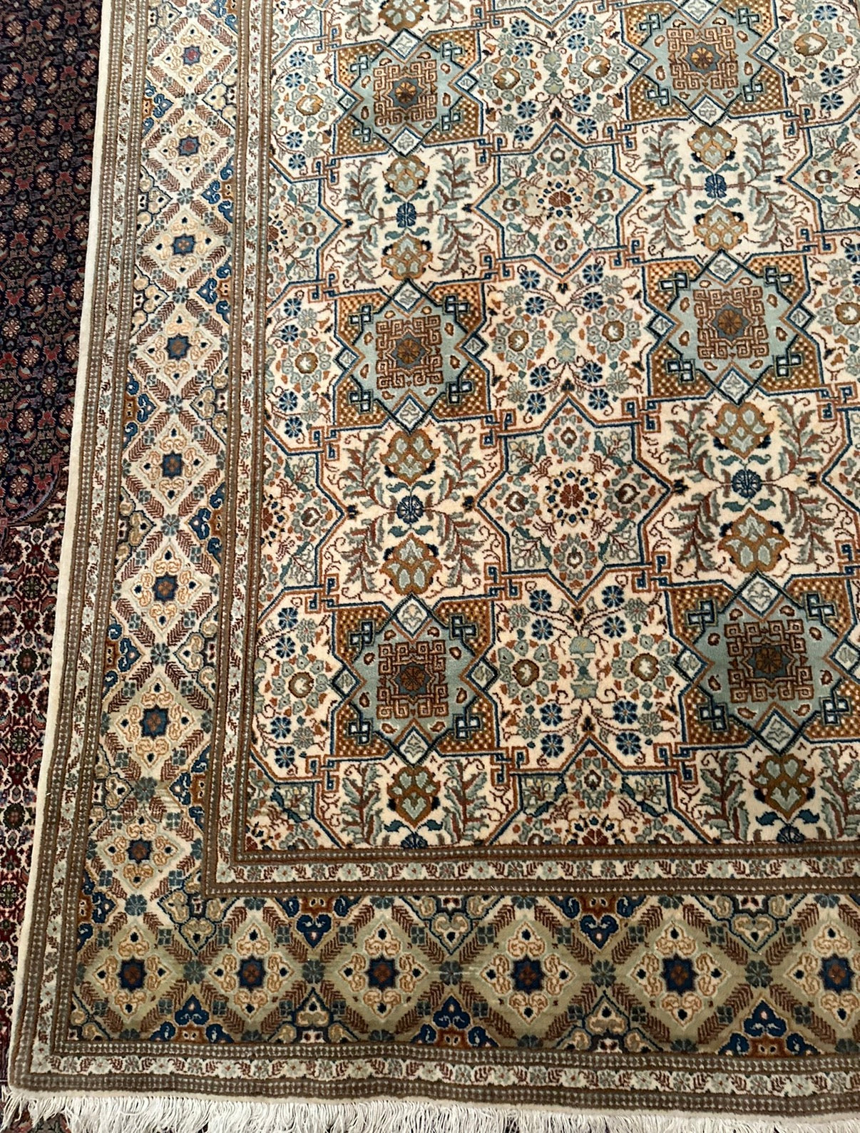Persian Kashan Wool Rug No. 165 – Hand-Knotted Beige Traditional Oriental Area Rug 7.0 x 4.5 ft