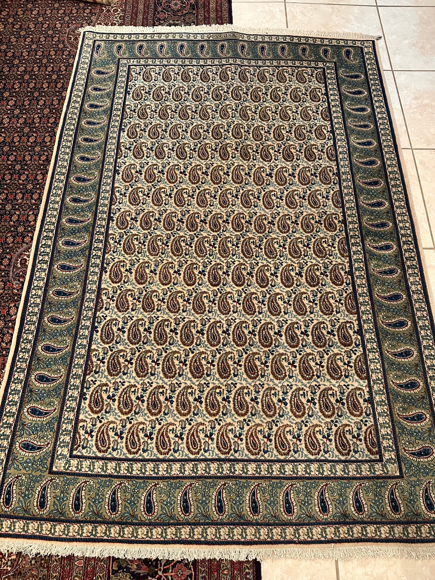 Authentic Kashan Persian Rug – 6.9’ x 4.7’ Booteh (Paisley) Wool Area Rug