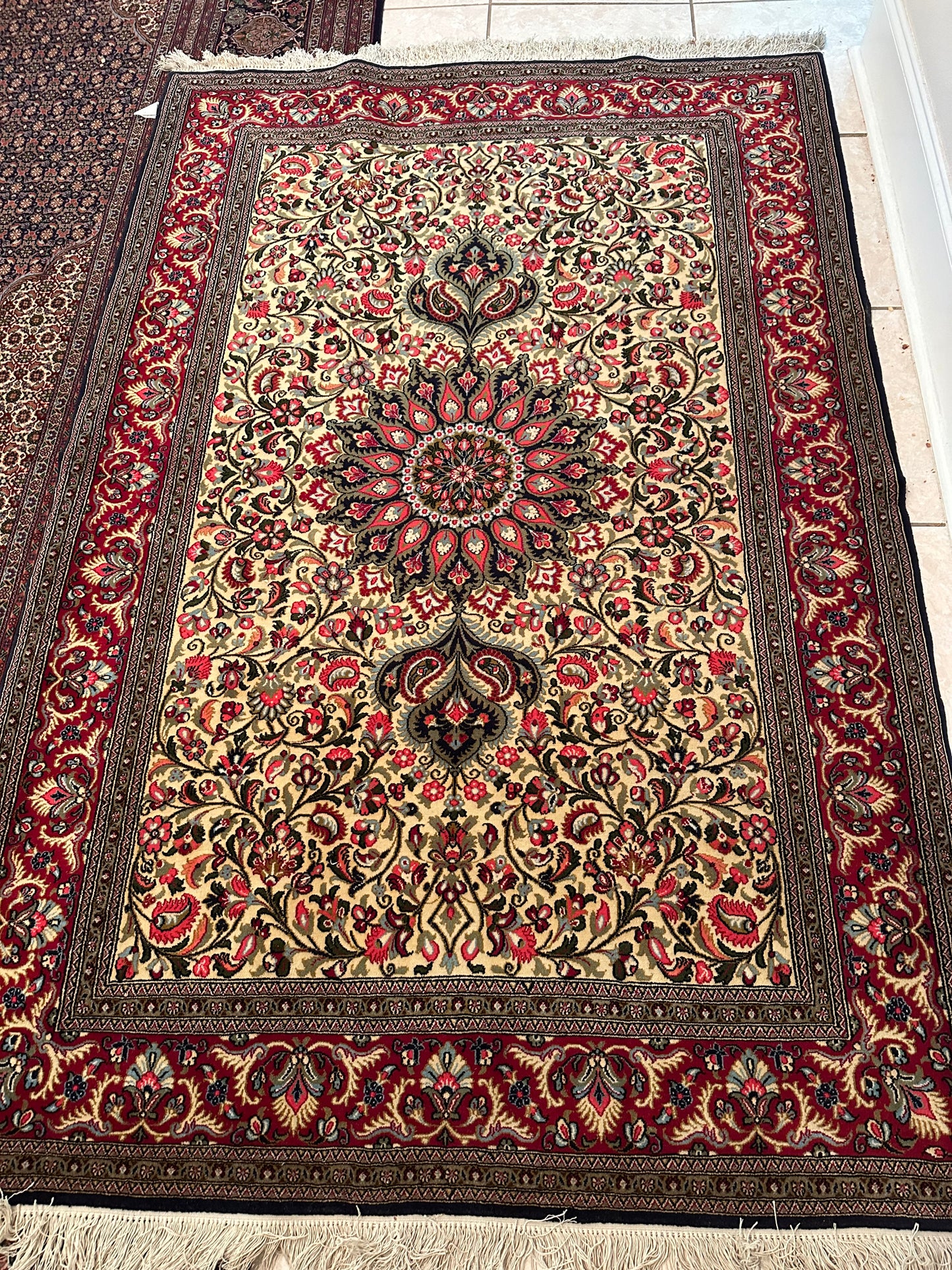 Authentic Ghom Persian Rug – 7.0’ x 4.9’ Medallion Wool Area Rug