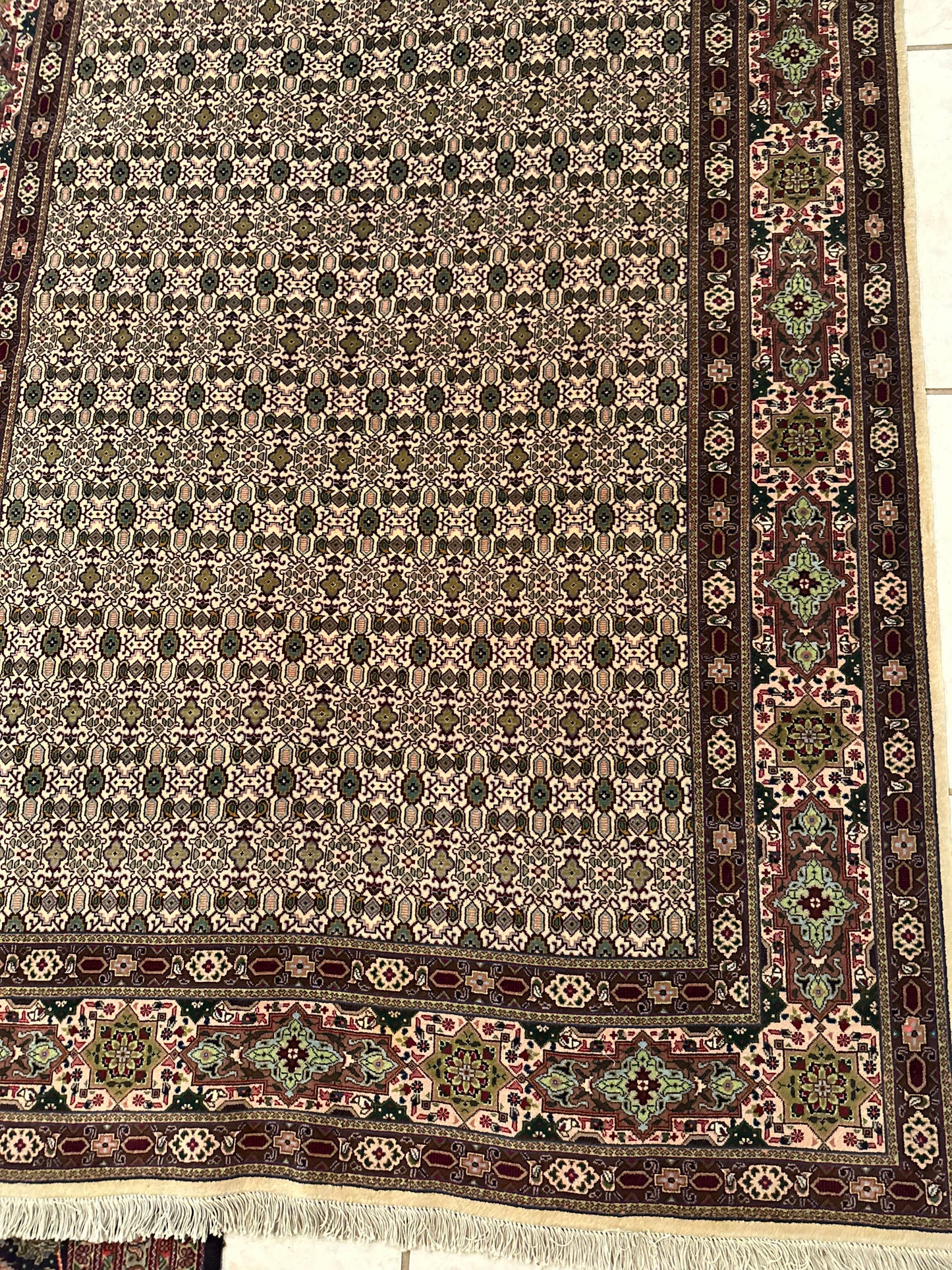 Authentic Tabriz Persian Rug – 6.9’ x 4.6’ Hand-Knotted Wool Area Rug